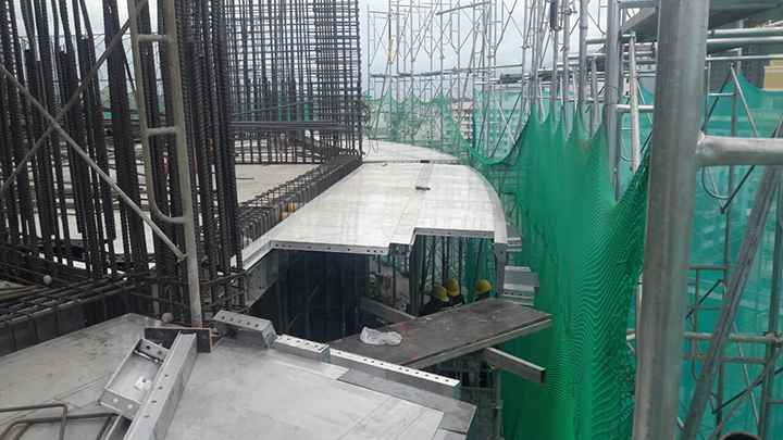 Ván khuôn nhôm Panorama hồi sinh sau nhiều "cơn bão" 3 Ván khuôn nhôm Panorama hồi sinh sau nhiều "cơn bão" 2
