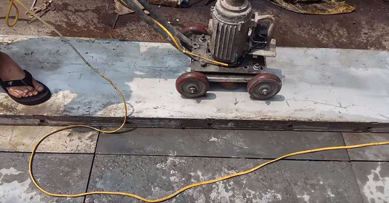 3 Phương pháp vệ sinh cốp pha nhôm thông dụng 2 ve-sinh-cop-pha-nhom